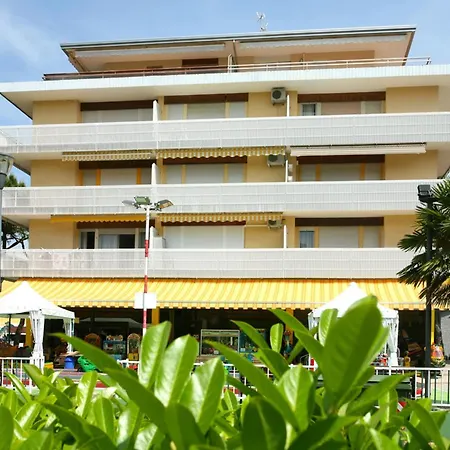 Apartment Enjoy Your Holidays From Our Magnificent Terrace Bibione